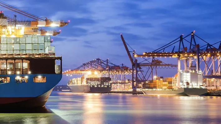 Профіцит торгового балансу Китаю досяг 1 трильйона доларів